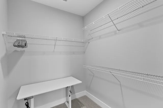 Paradise Escape: Stylish 3BR/2BA with Pool & Gym #69