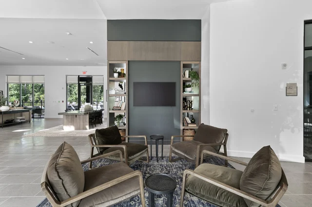 Paradise Escape: Stylish 3BR/2BA with Pool & Gym #63