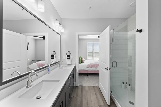 Sunshine Escape for up to 16: 7BR/6BA, Pool & Gym #14
