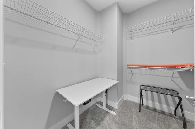 Sunshine Escape for up to 16: 7BR/6BA, Pool & Gym #108