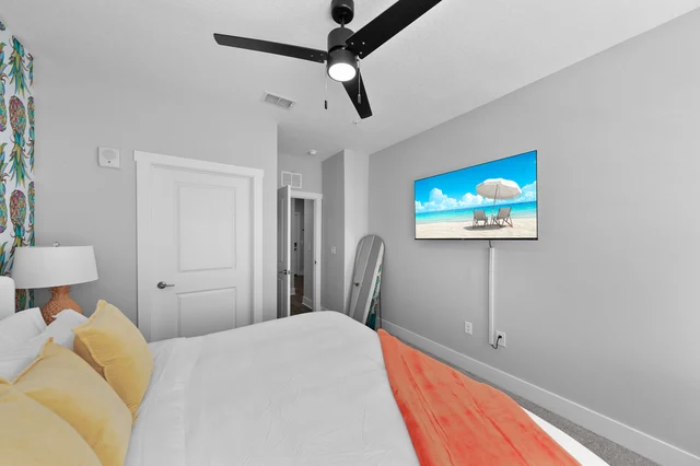 Tropics Getaway: Dual 2BR/2BA Units w./ Pool & Gym #14