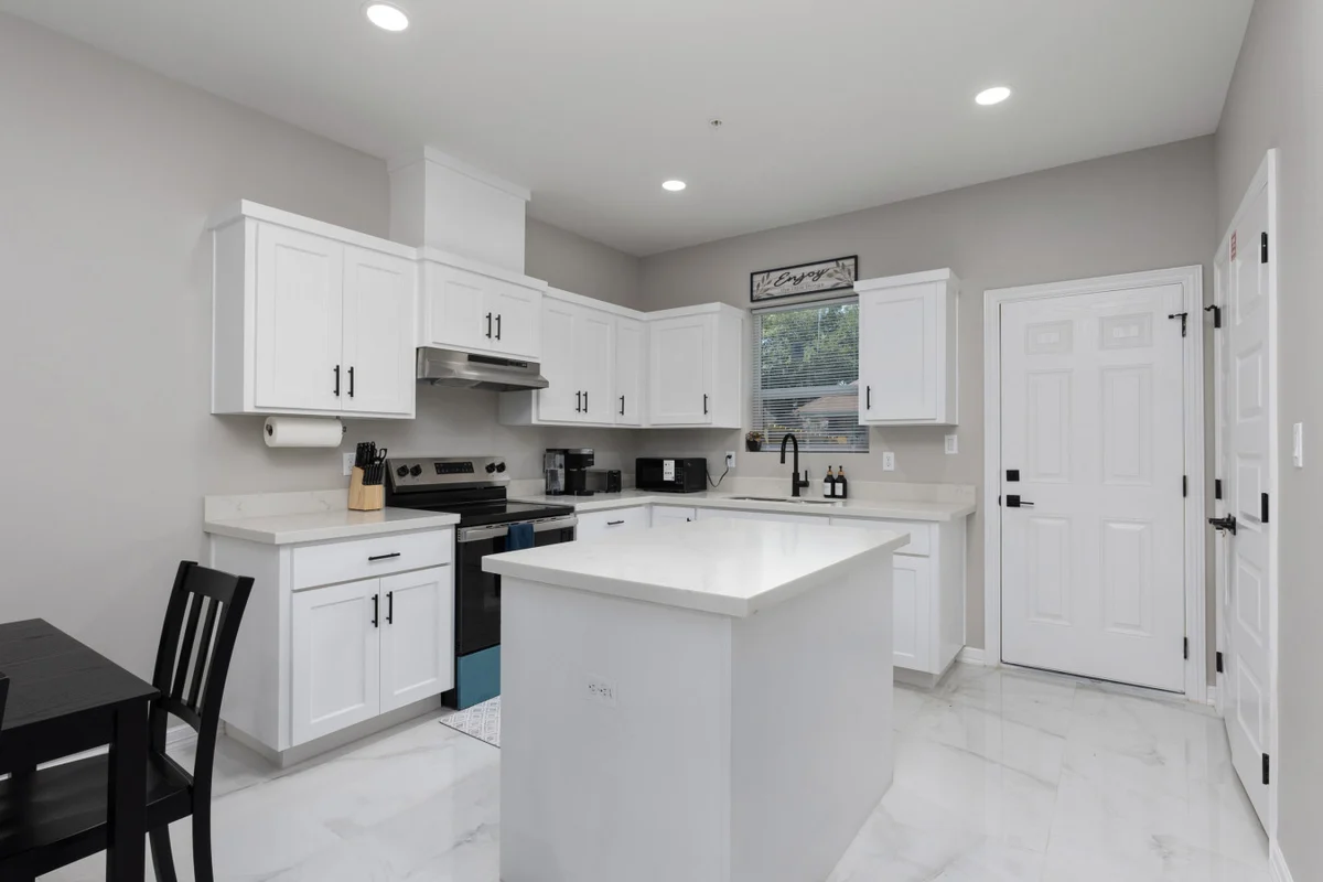 Home in Pharr property photo 3