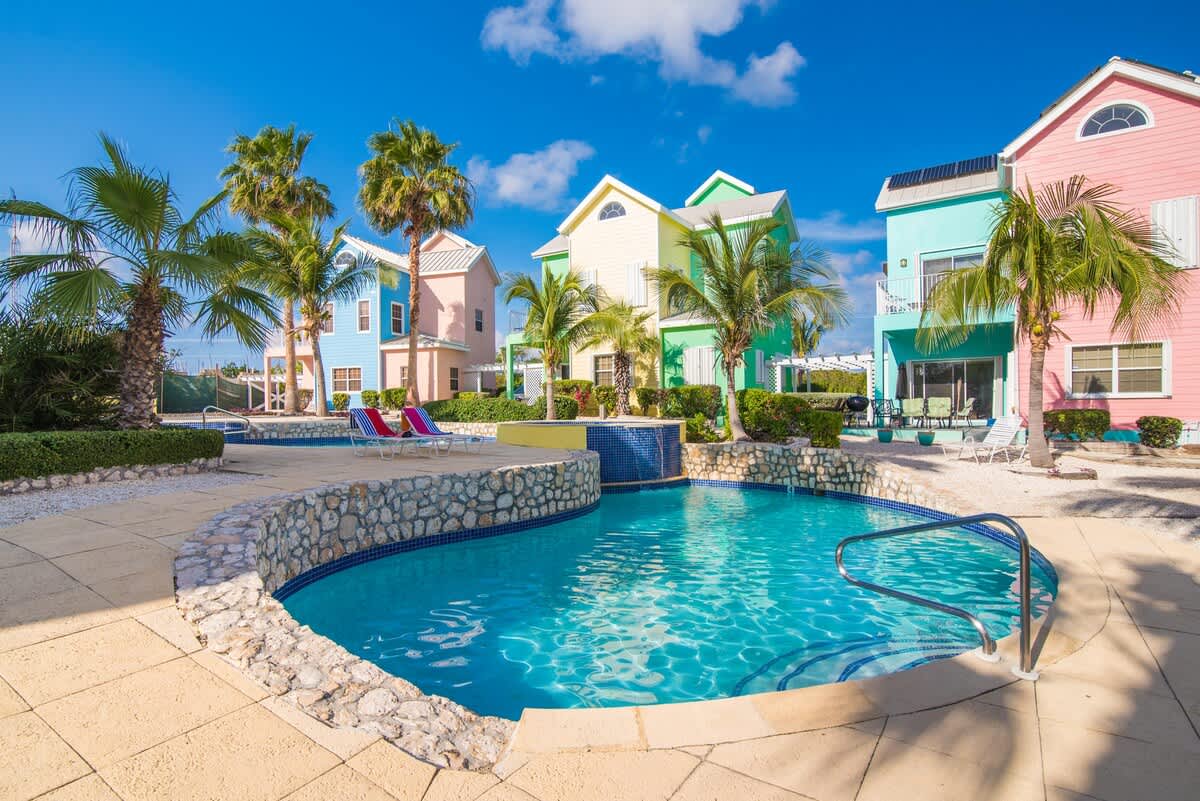 Cayman Paradise #1 #4
