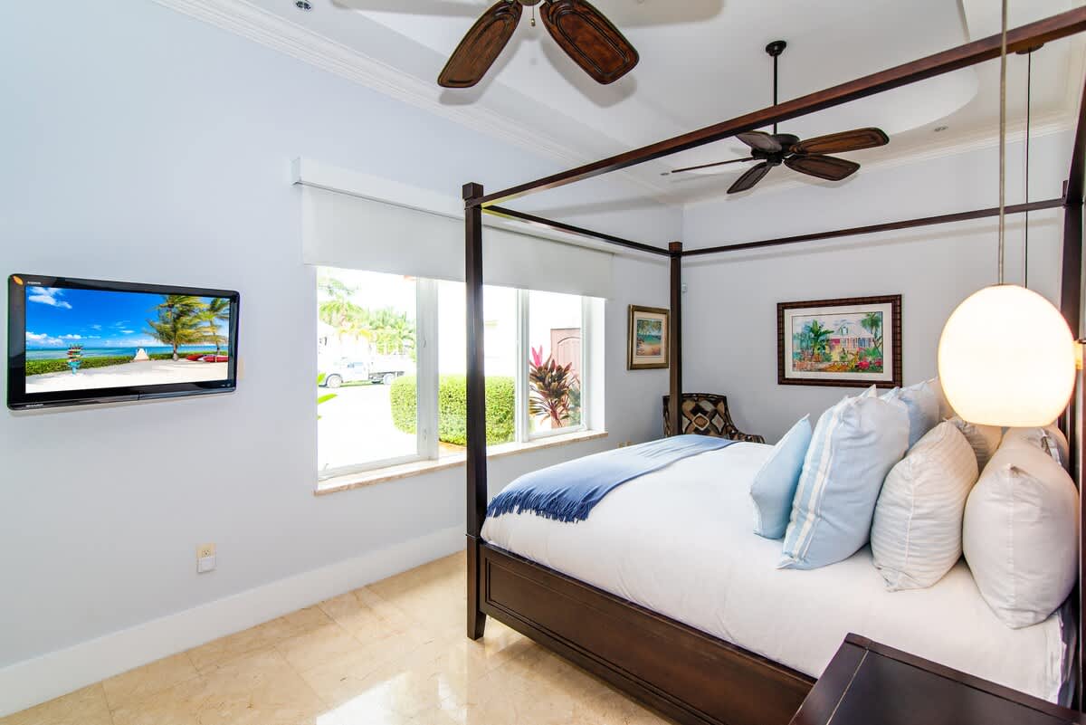 Faroway Villa #37