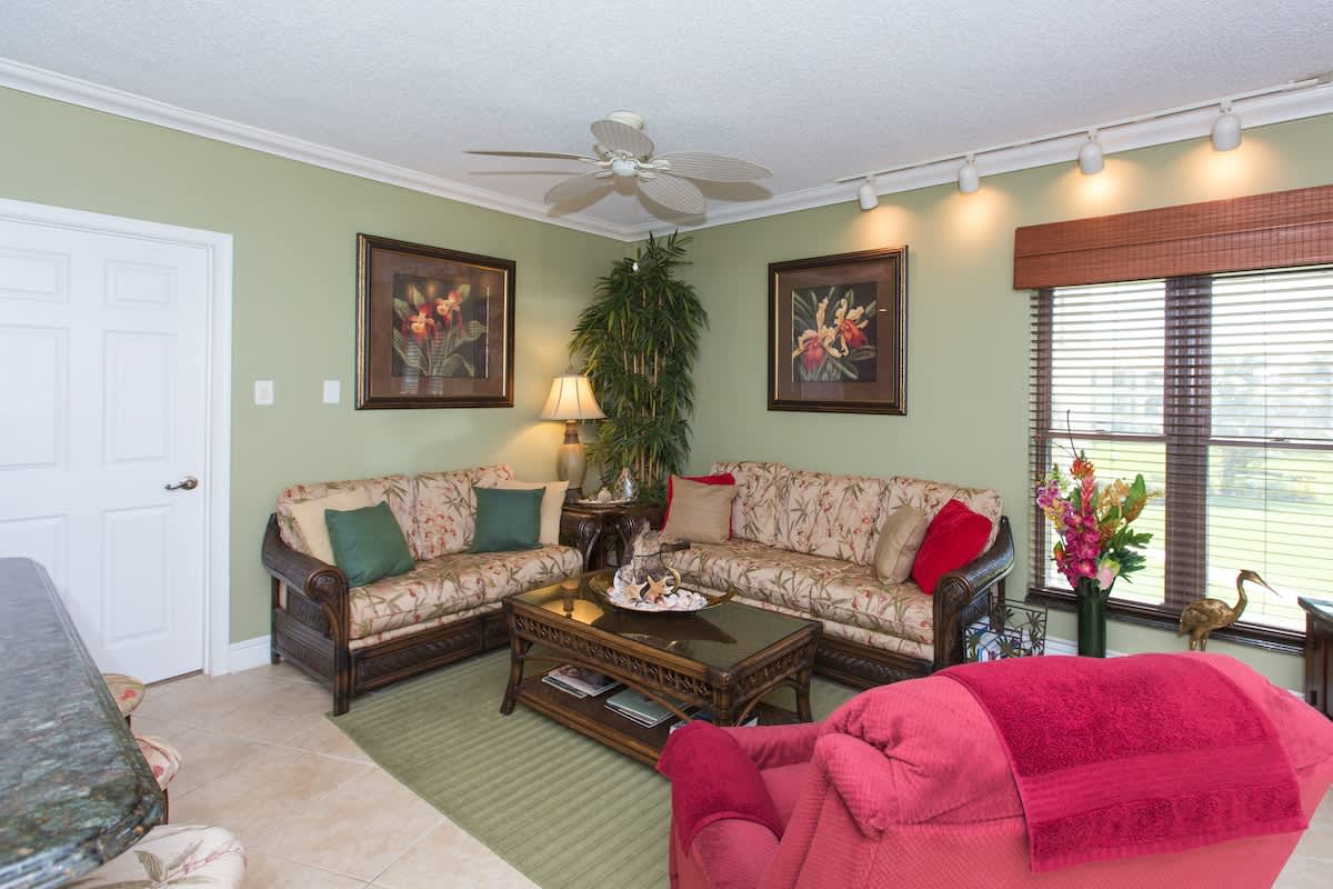 Georgetown Villa 203 #5