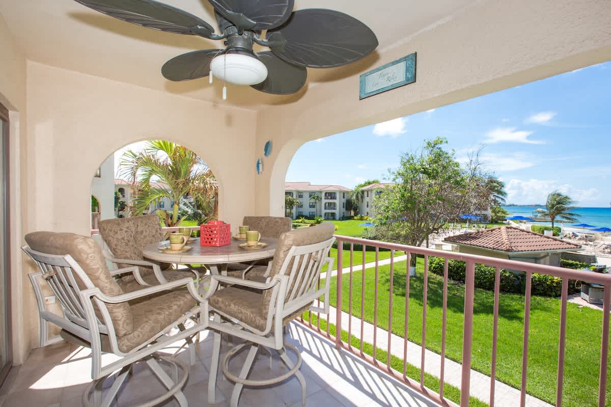 Georgetown Villa 203 #3