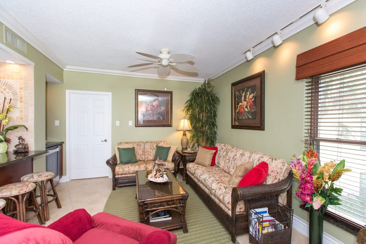 Georgetown Villa 203 #20