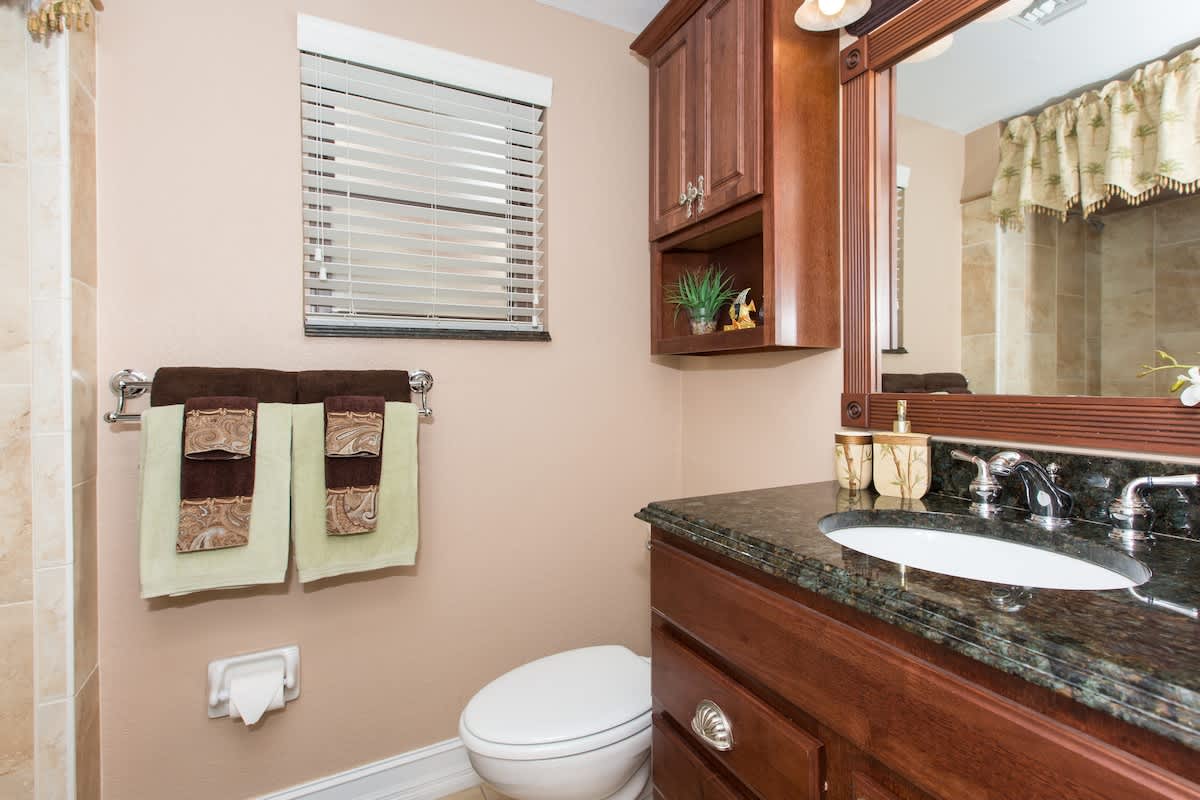Georgetown Villa 203 #10