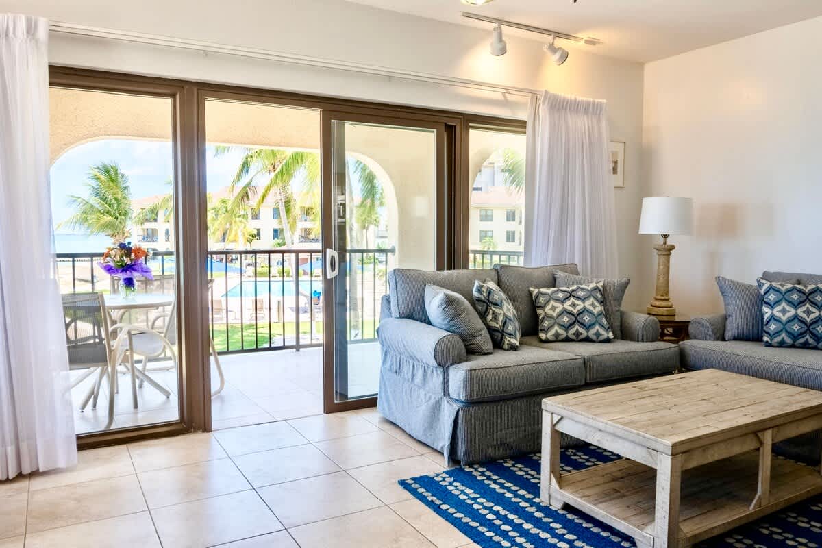 Georgetown Villa 218 #9