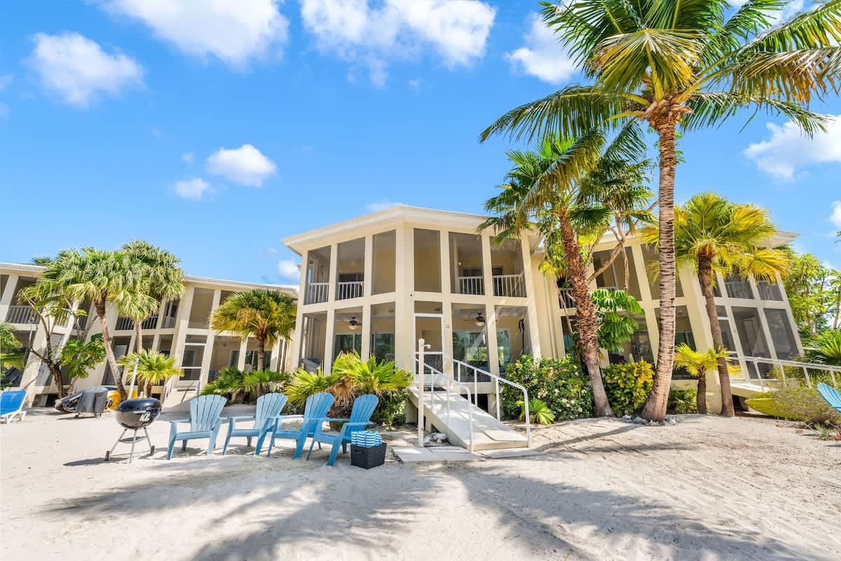 Island House #12 #52