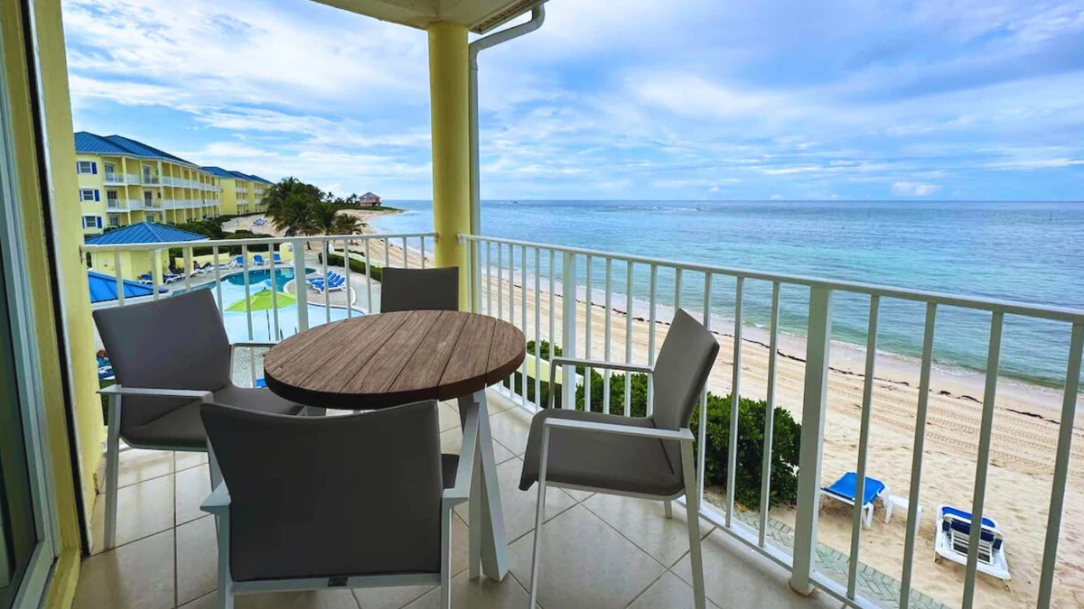 Oceanfront Paradise #48