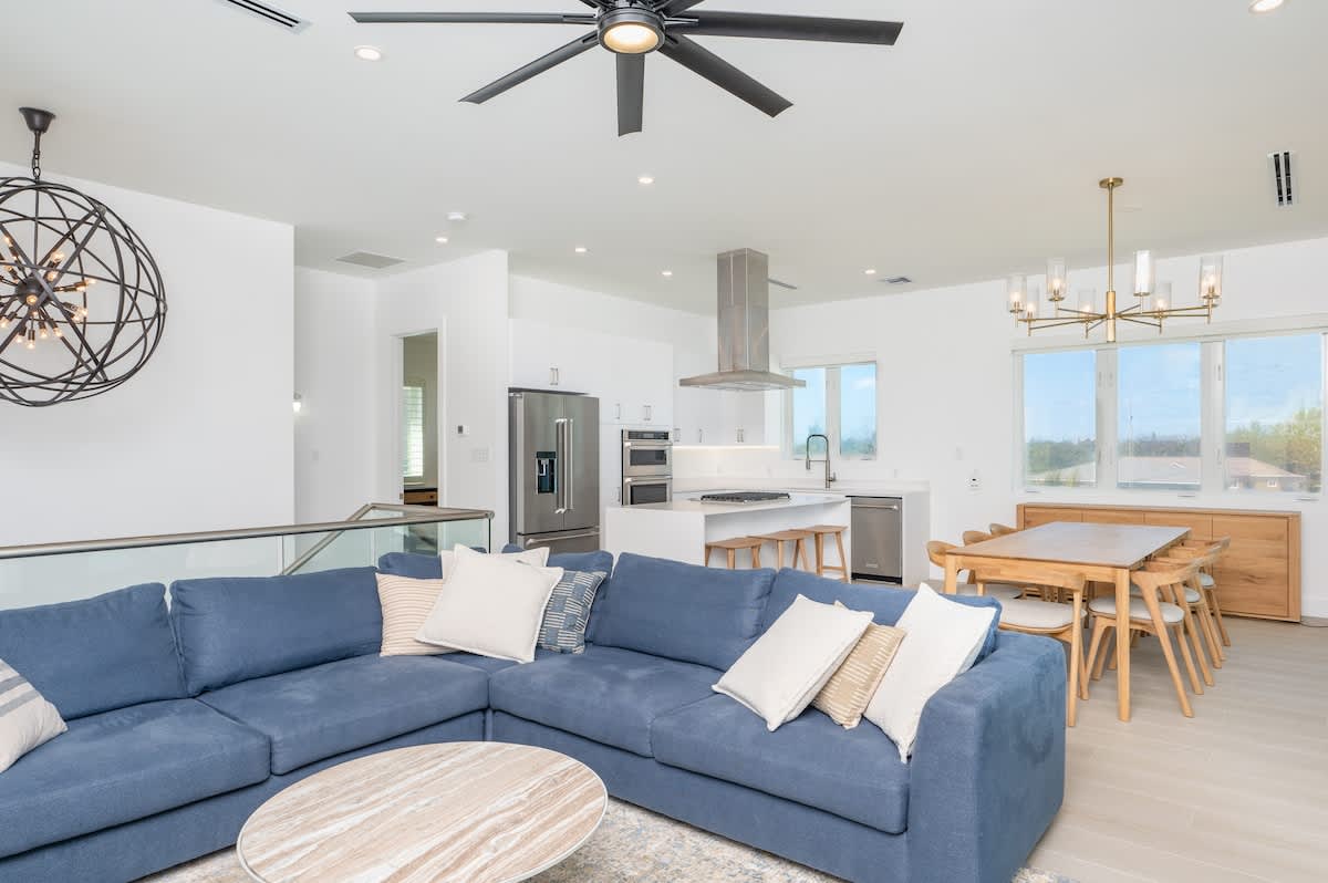 Oceans 9 /4 BR Villa #4