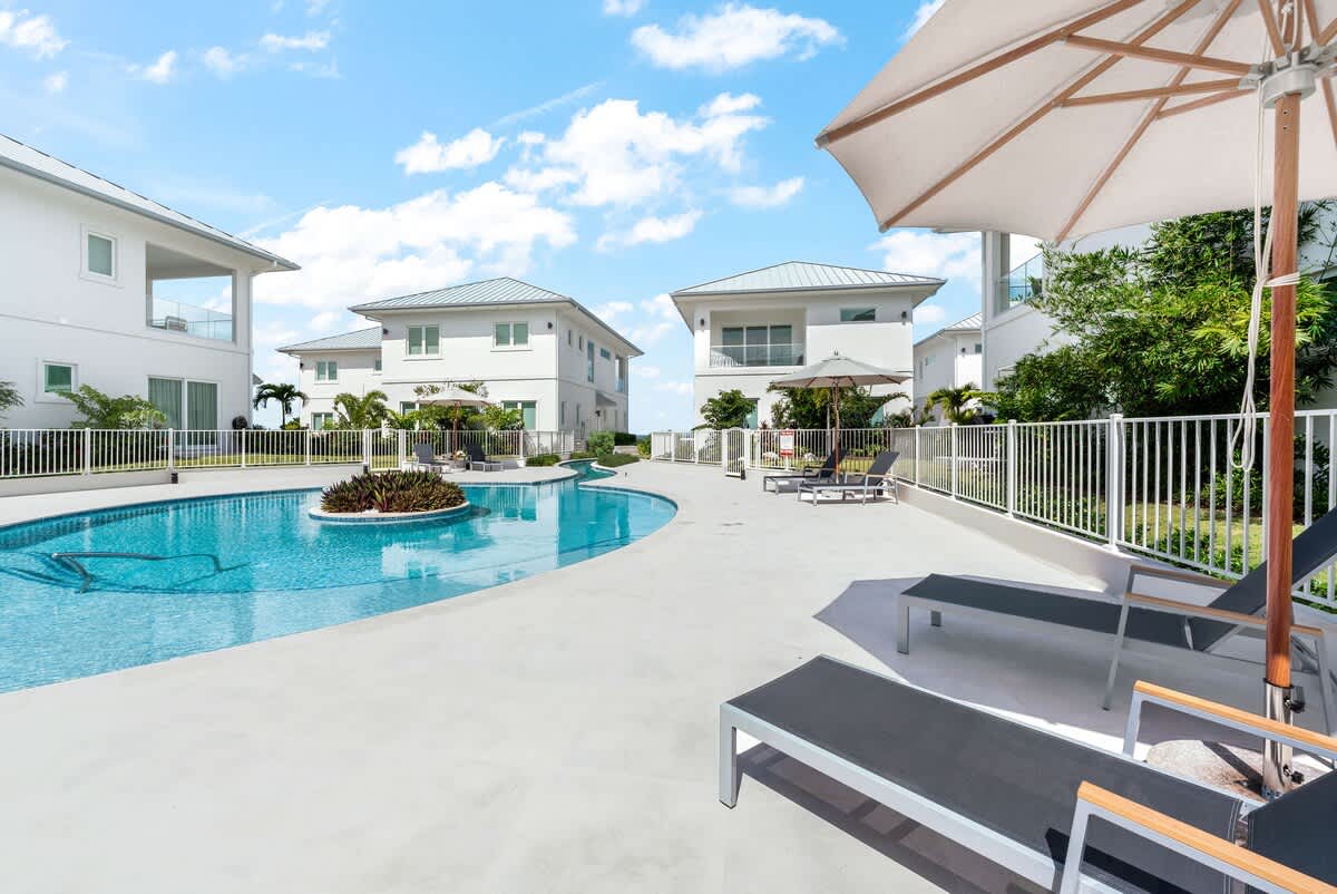 Oceans 9 /4 BR Villa #56