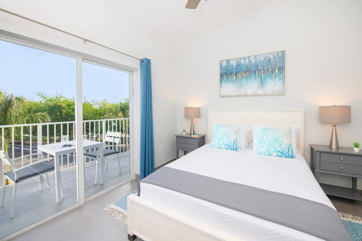 Summertime Suites 50 #25