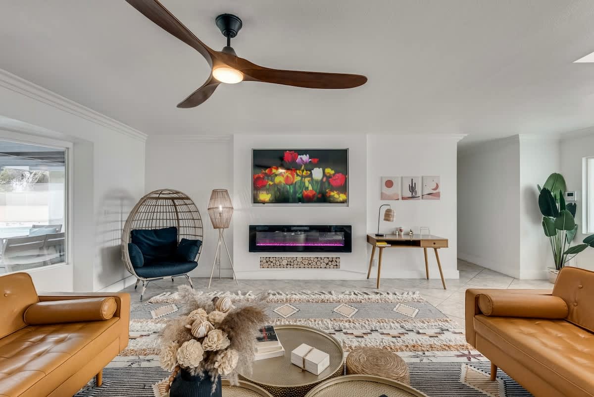 Home in Las Vegas property photo 3