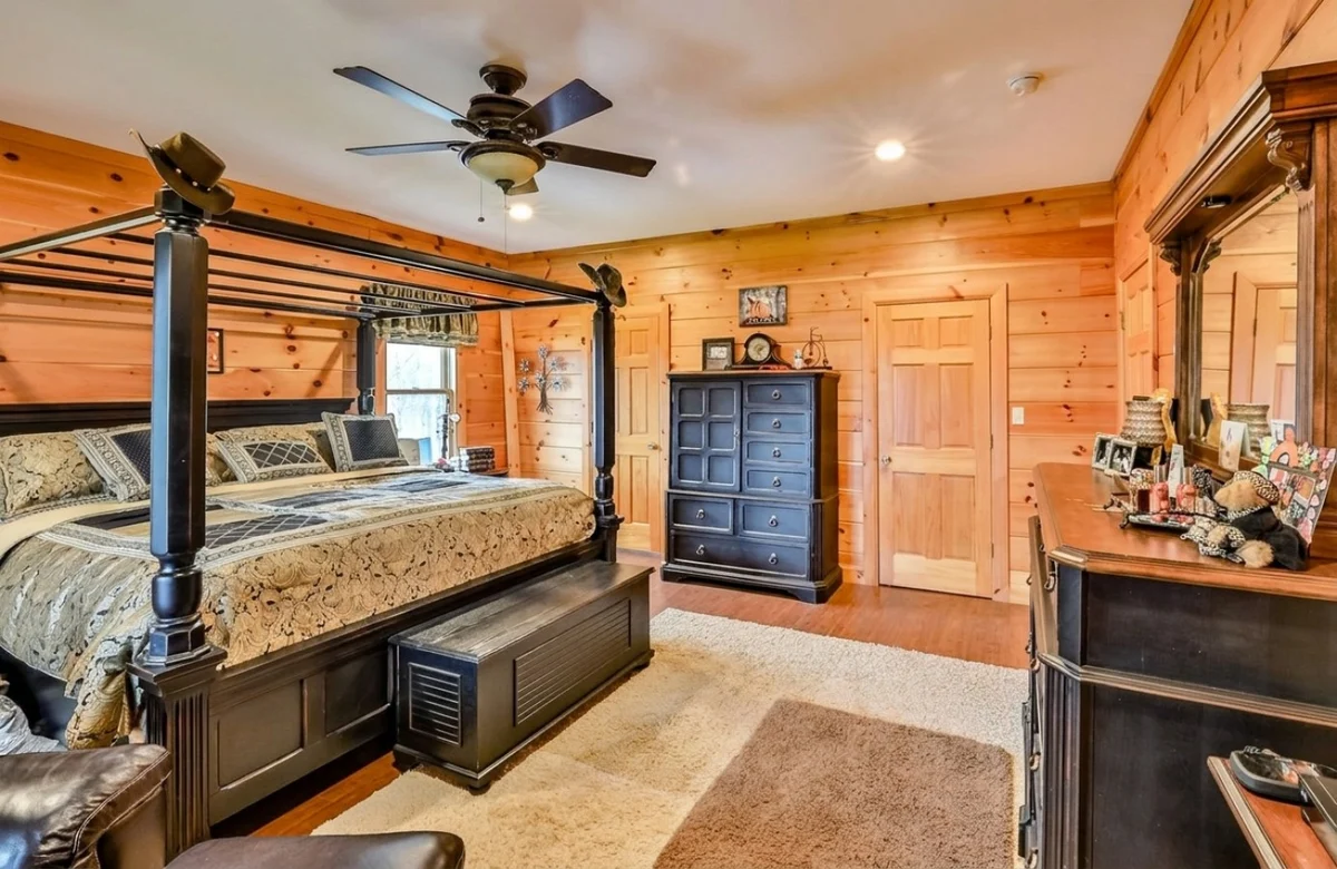 Massive 6BR 5BA Country Home with Central AC #66