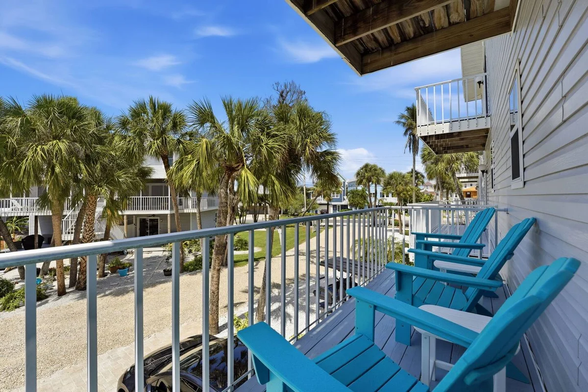 Gulf Glow Getaway #72