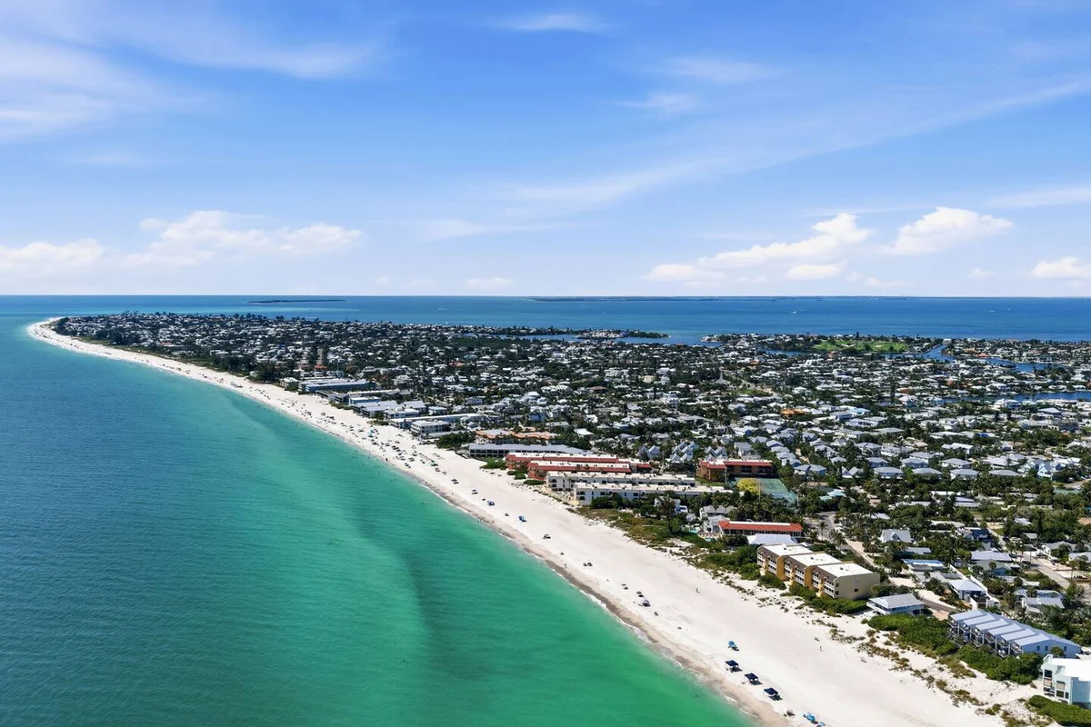 Gulf Glow Getaway #76