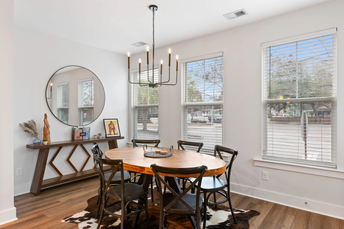 Home in Charleston property photo 5