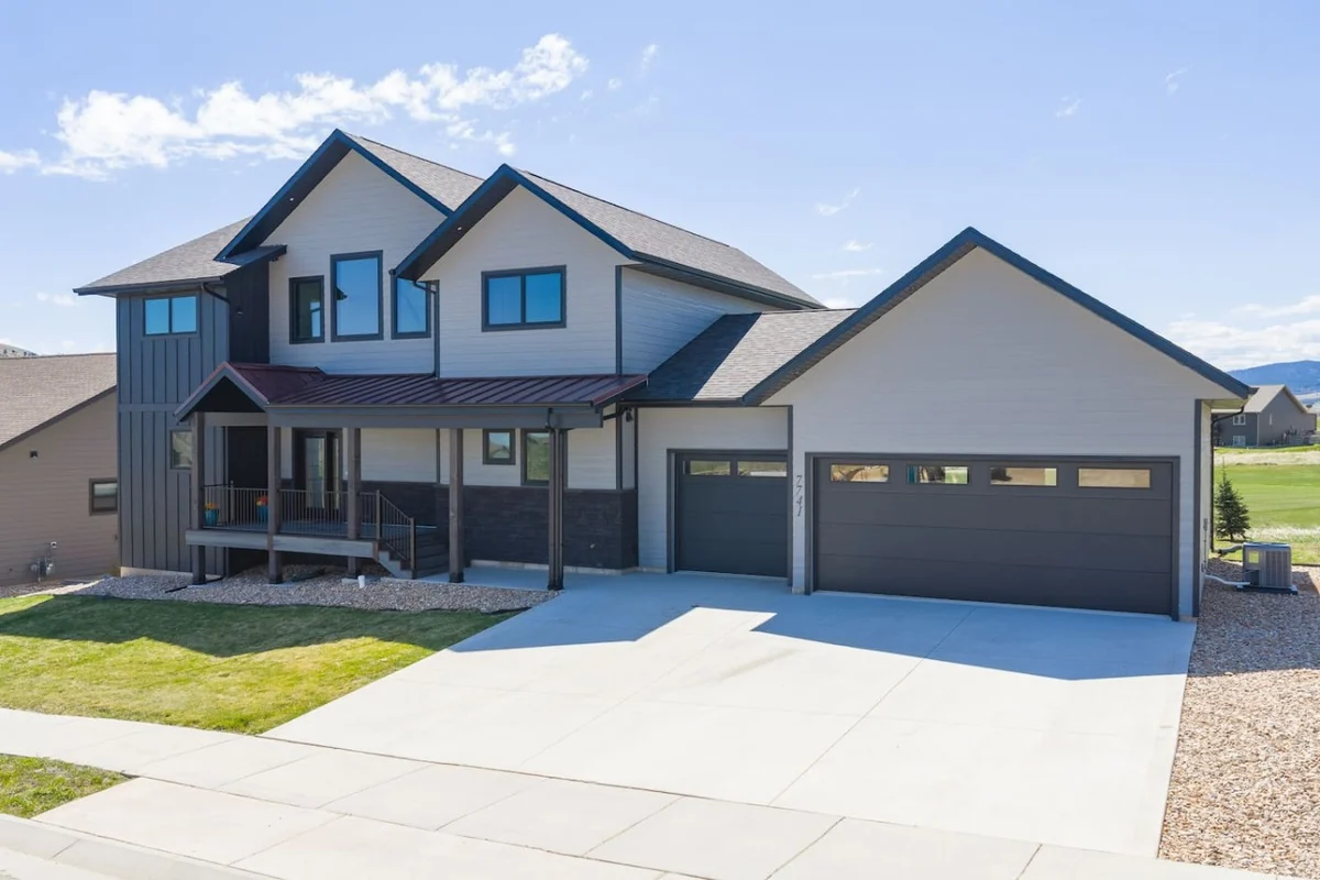 Home in Spearfish property photo 4