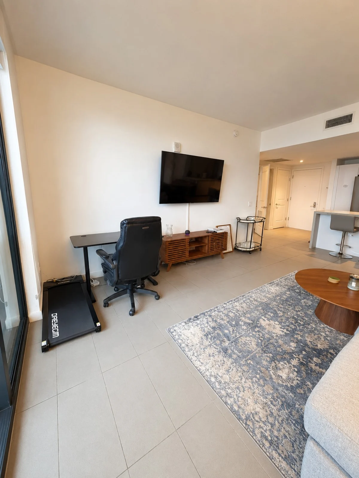 Home in Miami property photo 4