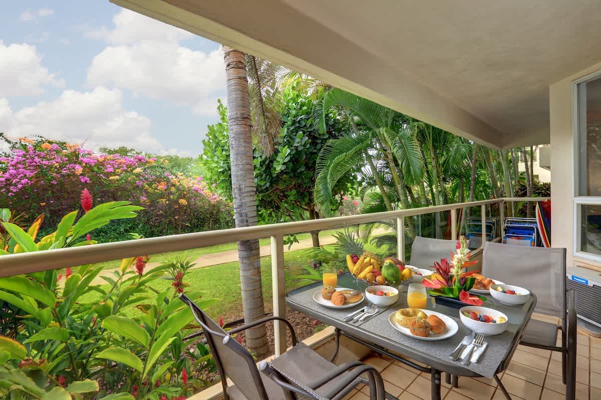 Beach Retreat, Walk to Maui’s Best Shores property photo 5