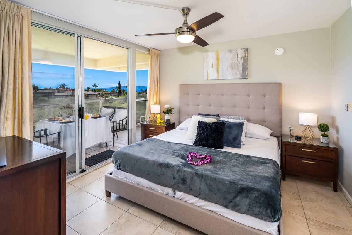 Oceanview Retreat, Walk to Beach & Restaurants property photo 2