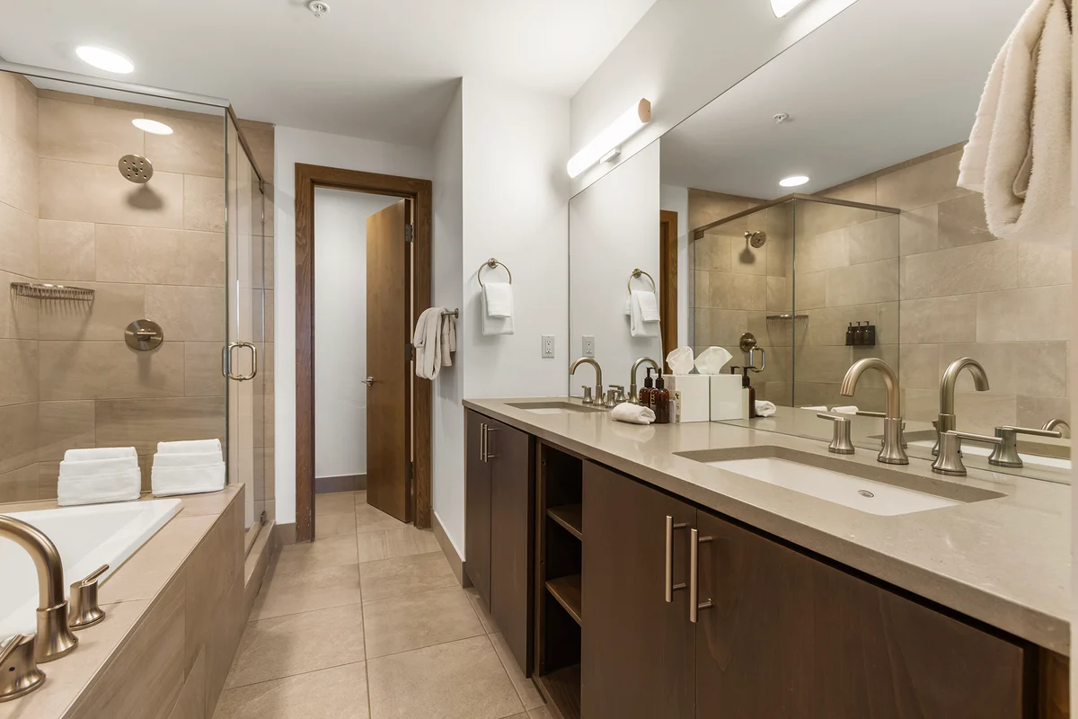 Grand Colorado on Peak 8 - 3 bedroom Breckenridge #2