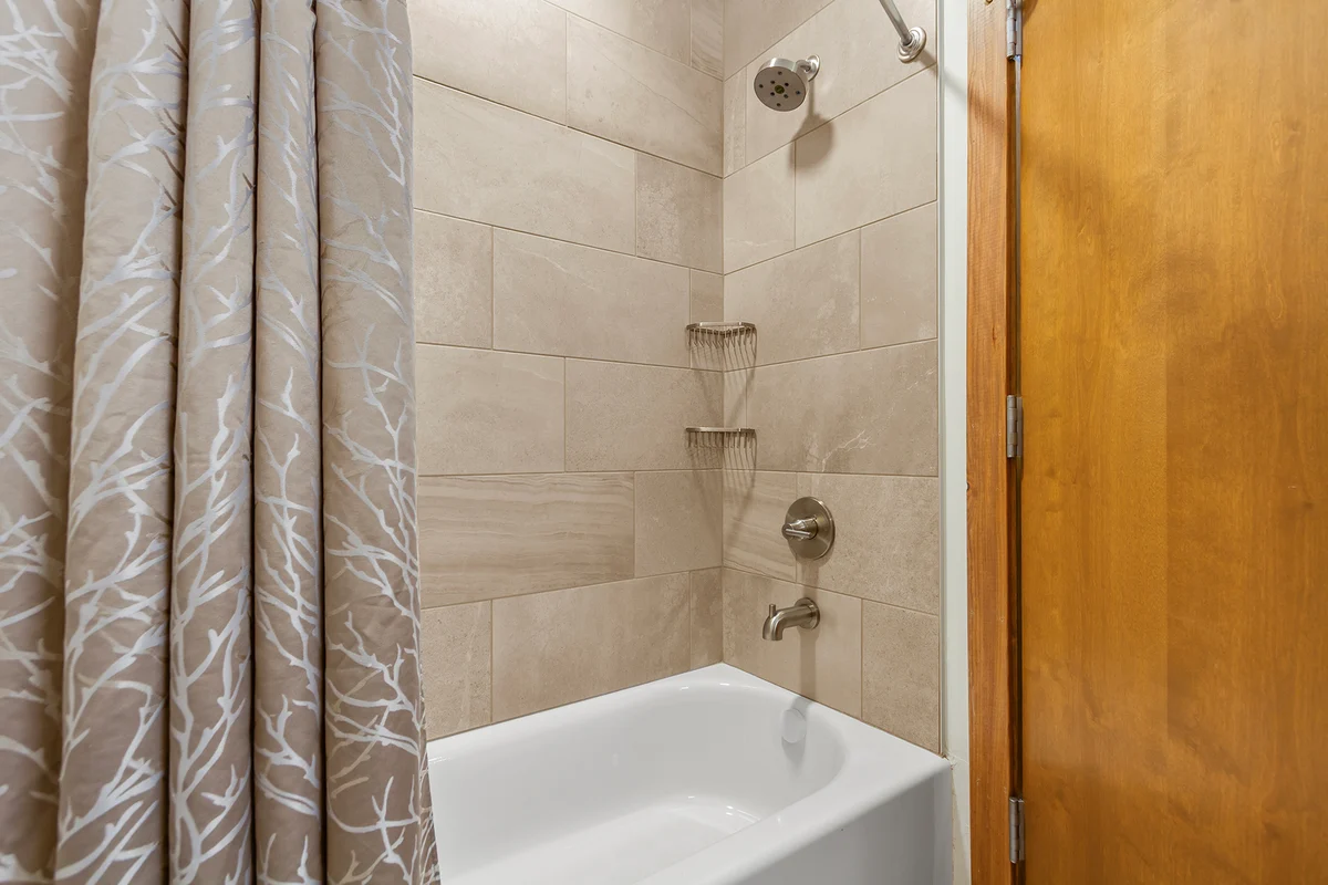 Grand Colorado on Peak 8 - 3 bedroom Colorado #5