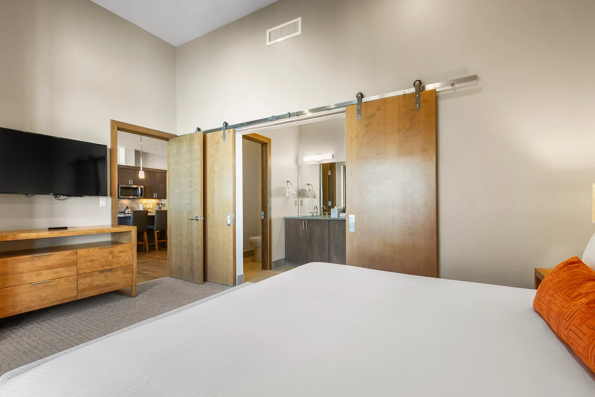 Grand Colorado on Peak 8 - 3 bedroom Colorado #34