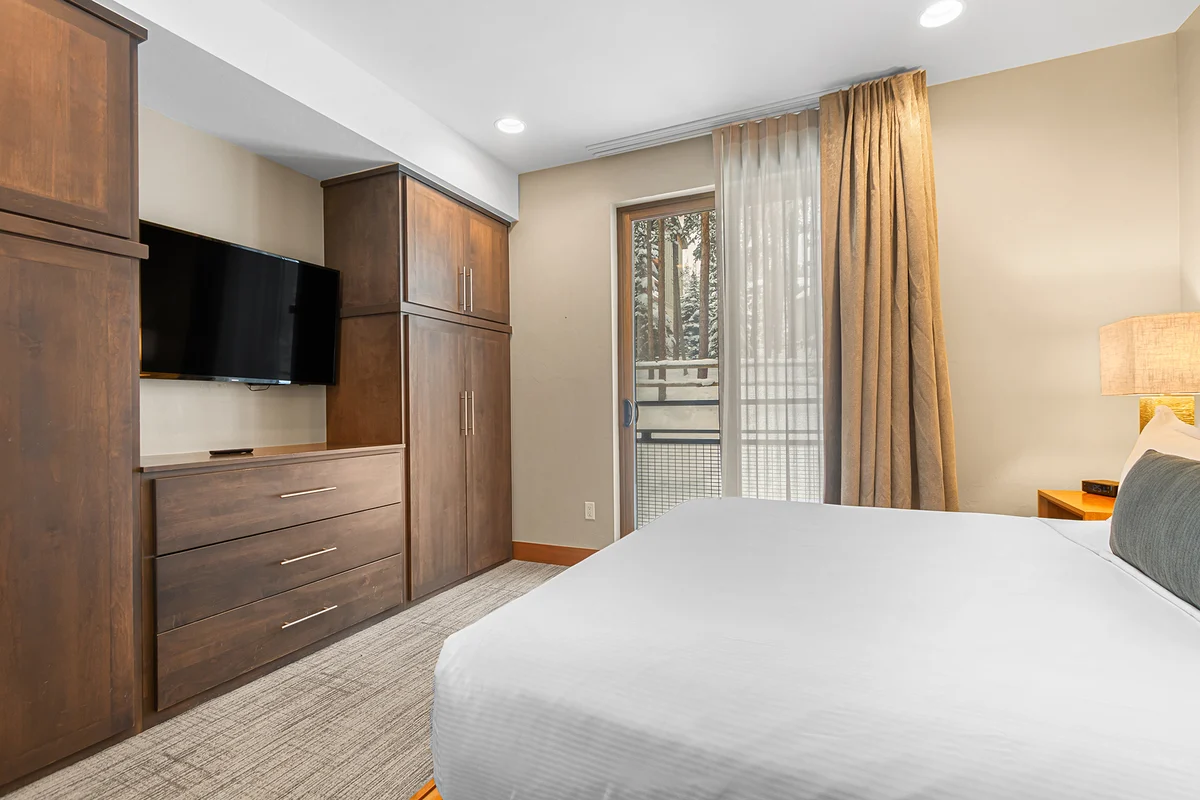 Grand Colorado on Peak 8 - 3 bedroom Colorado #24