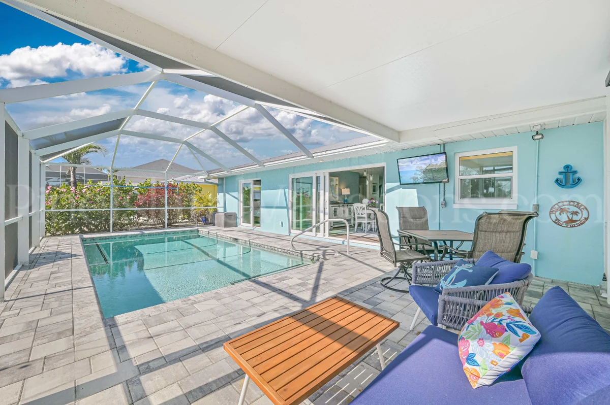 Blue Agave 2/2 Waterfront w/Pool (No Pet Fees ) property photo 3