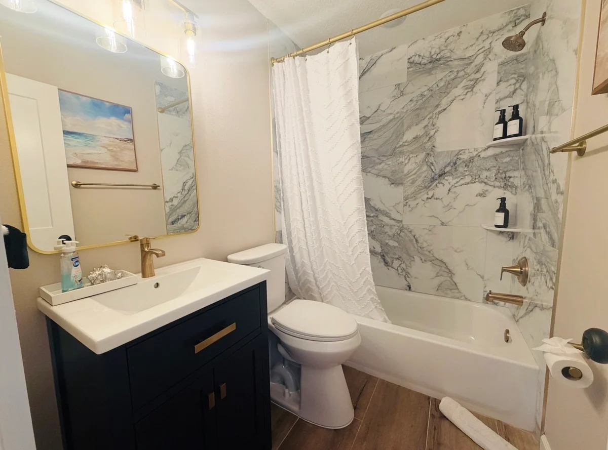 CB Captain's Quarters #22