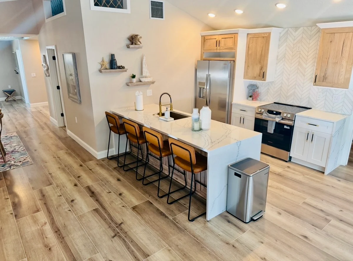 CB Captain's Quarters #17
