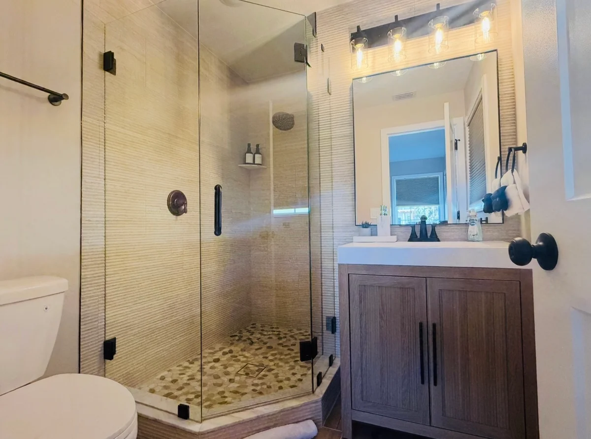 CB Captain's Quarters #34