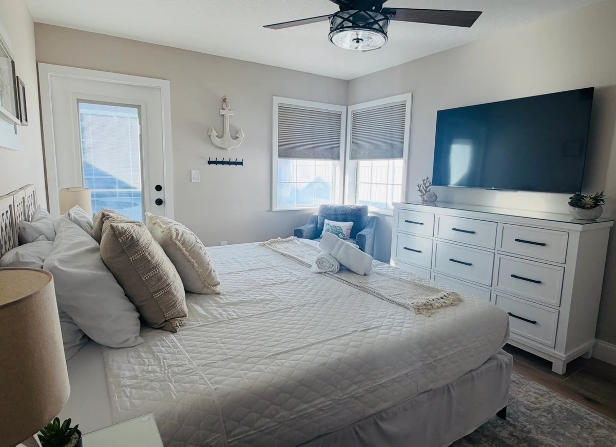 CB Captain's Quarters #29