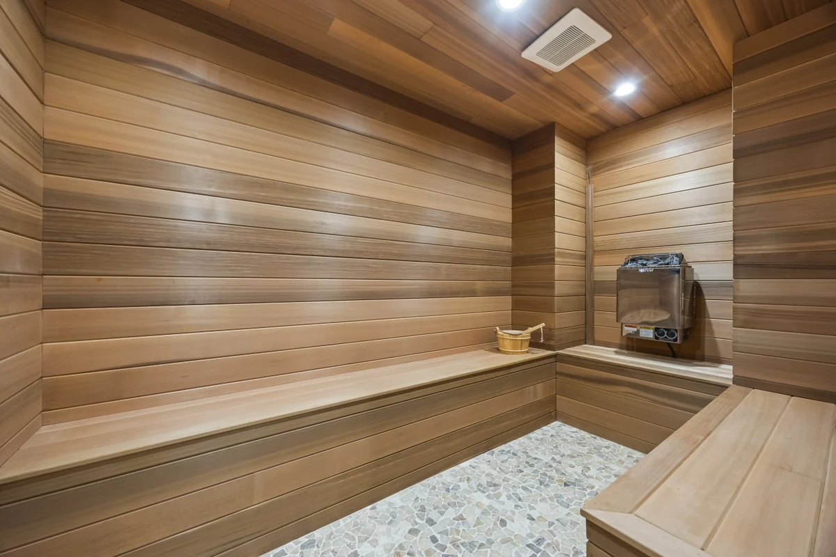 Home in Los Angeles property photo 26
