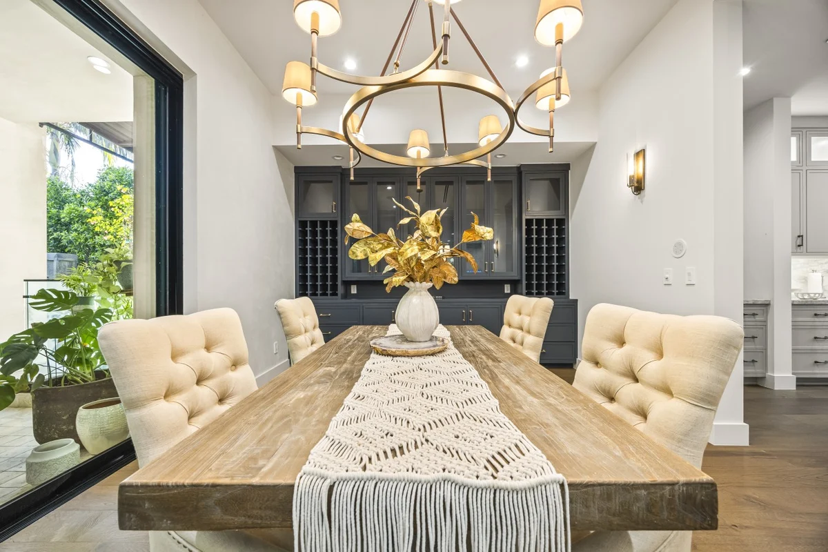 Home in Los Angeles property photo 17