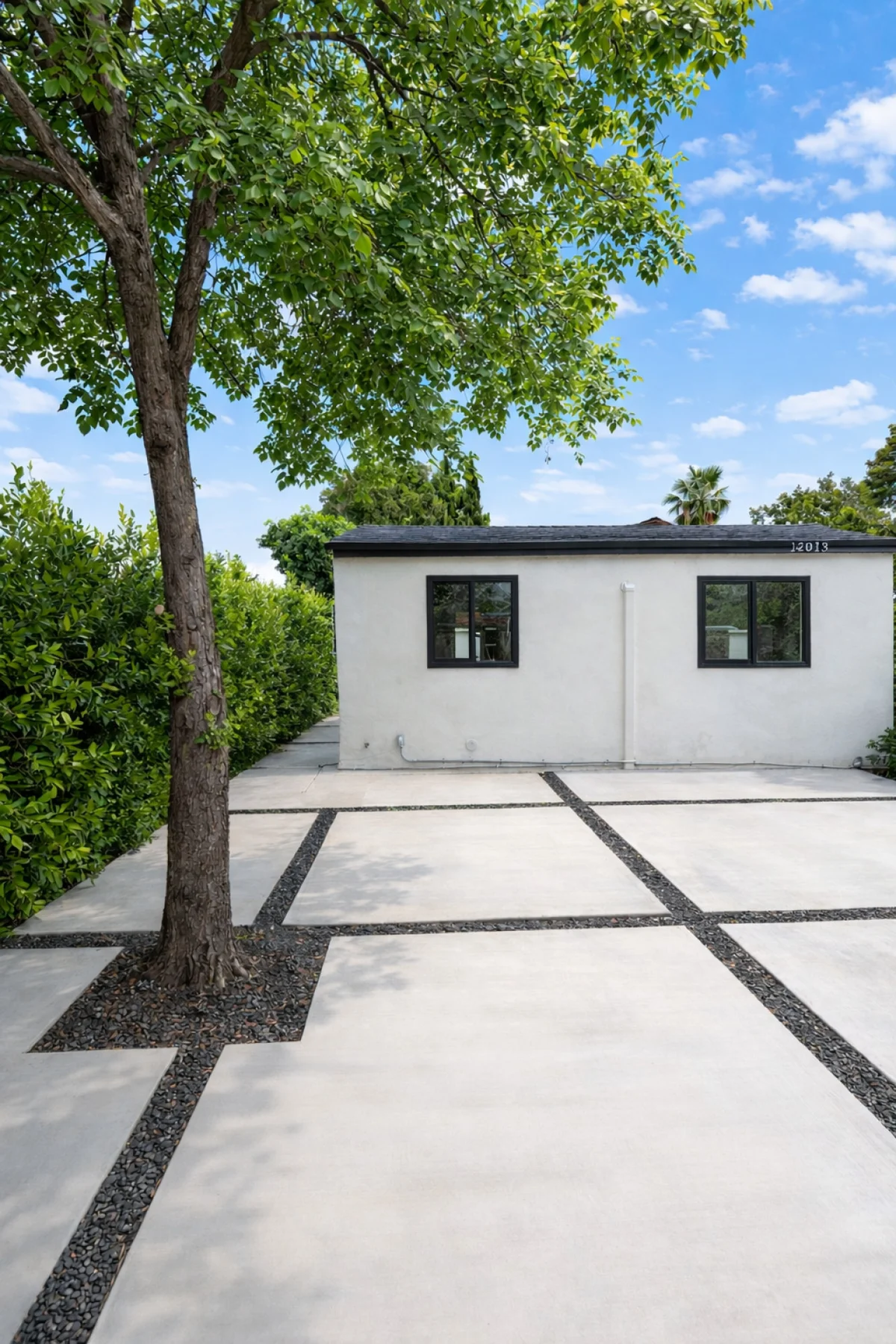 Home in Los Angeles County property photo 4