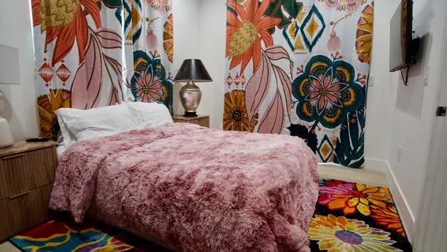 Bedroom 1 image 1