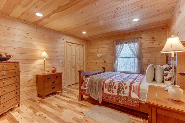 Rustic Cabin | Fire-Pit | Indoor Heated Pool | Hot Tub | Gym #13