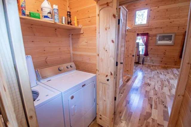 Rustic Cabin | Fire-Pit | Indoor Heated Pool | Hot Tub | Gym #15