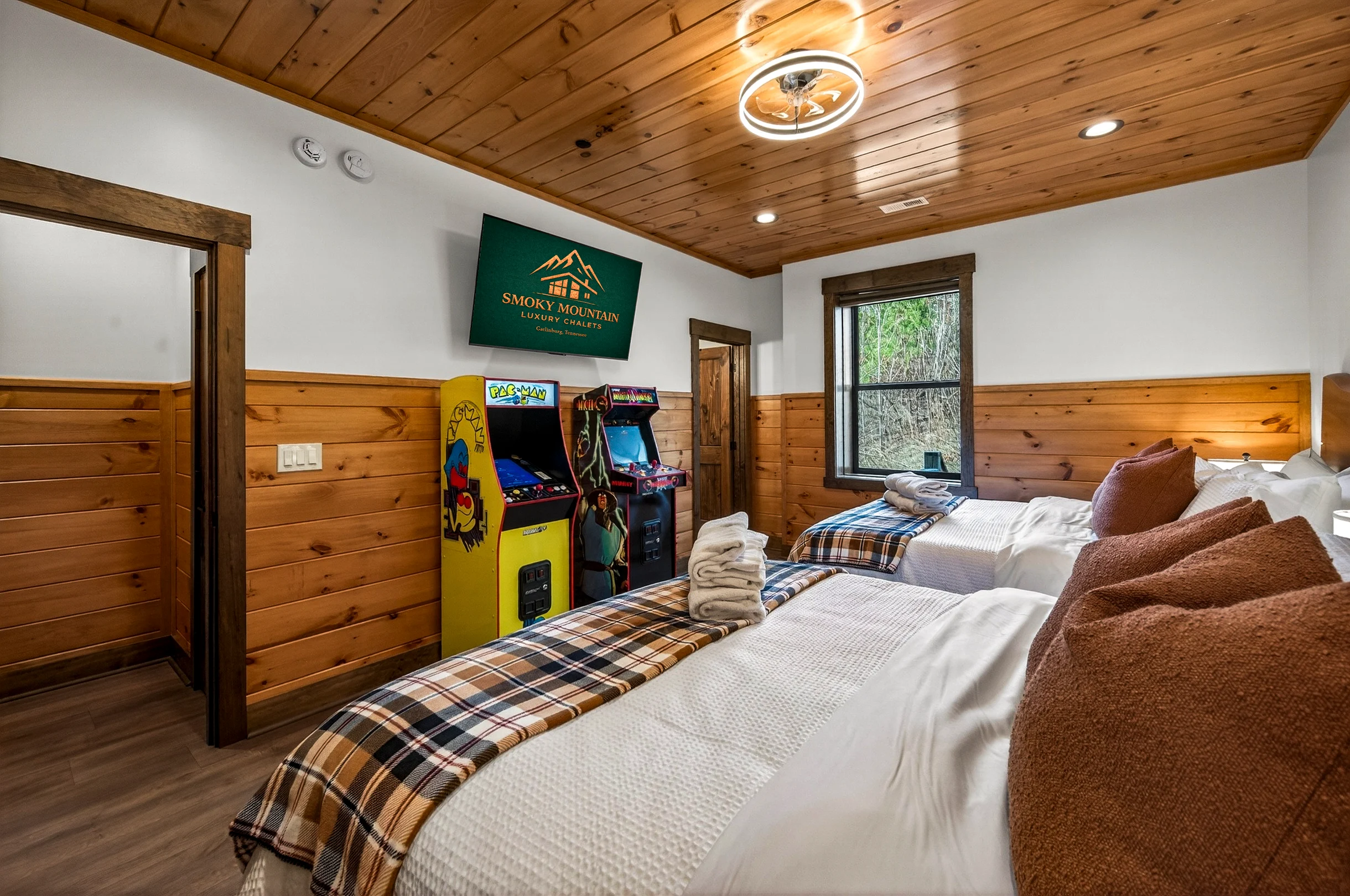 Copper Lodge #10