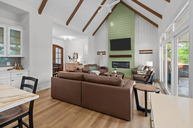 Lakefront Escape w/ Dock, Hot Tub & Game Room #58
