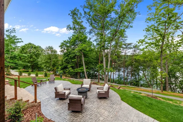 Lakefront Escape w/ Dock, Hot Tub & Game Room #113