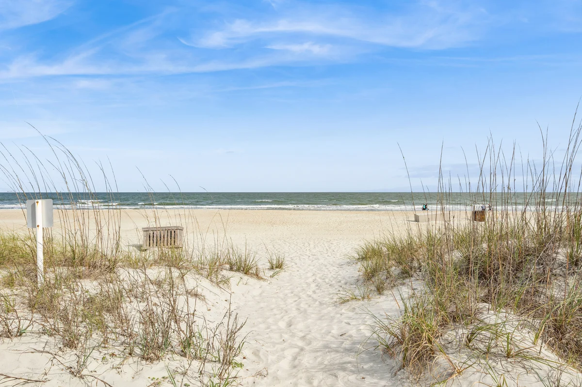 2B Beachwood property photo 3