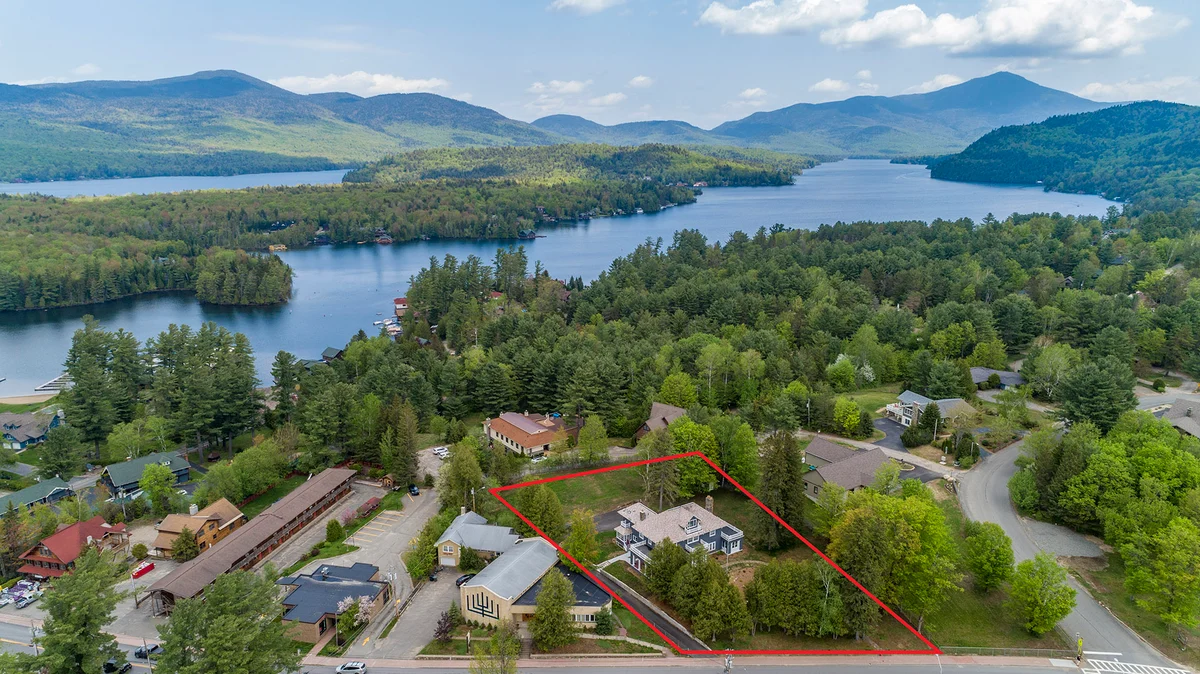 The Adirondack House #61