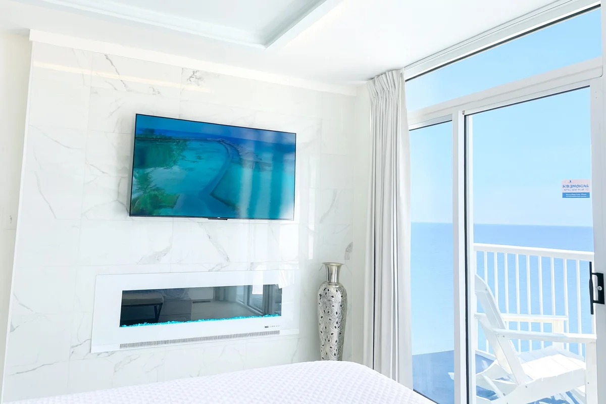 Oceanfront - Modern Miami Inspired #12
