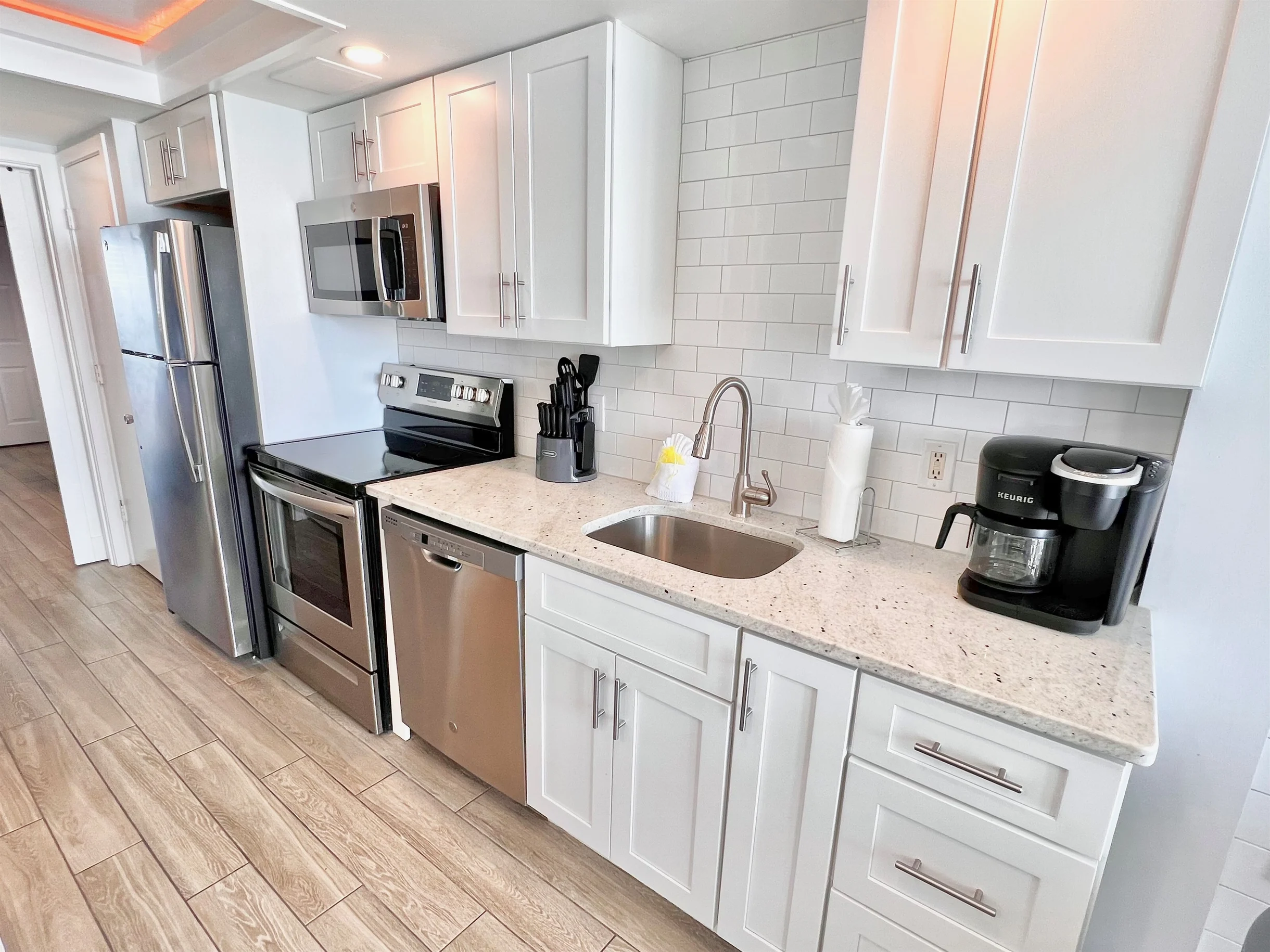 Oceanfront Couples Suite | Calm Coastal #23