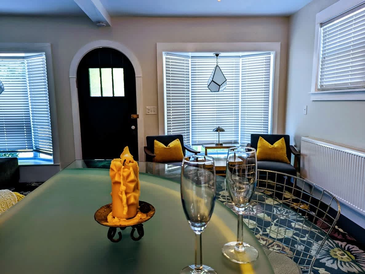 Apartment in Southwest Harbor property photo 4